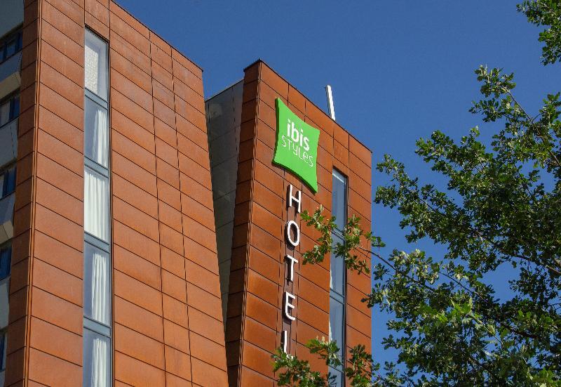 Aurora Hotel 3*